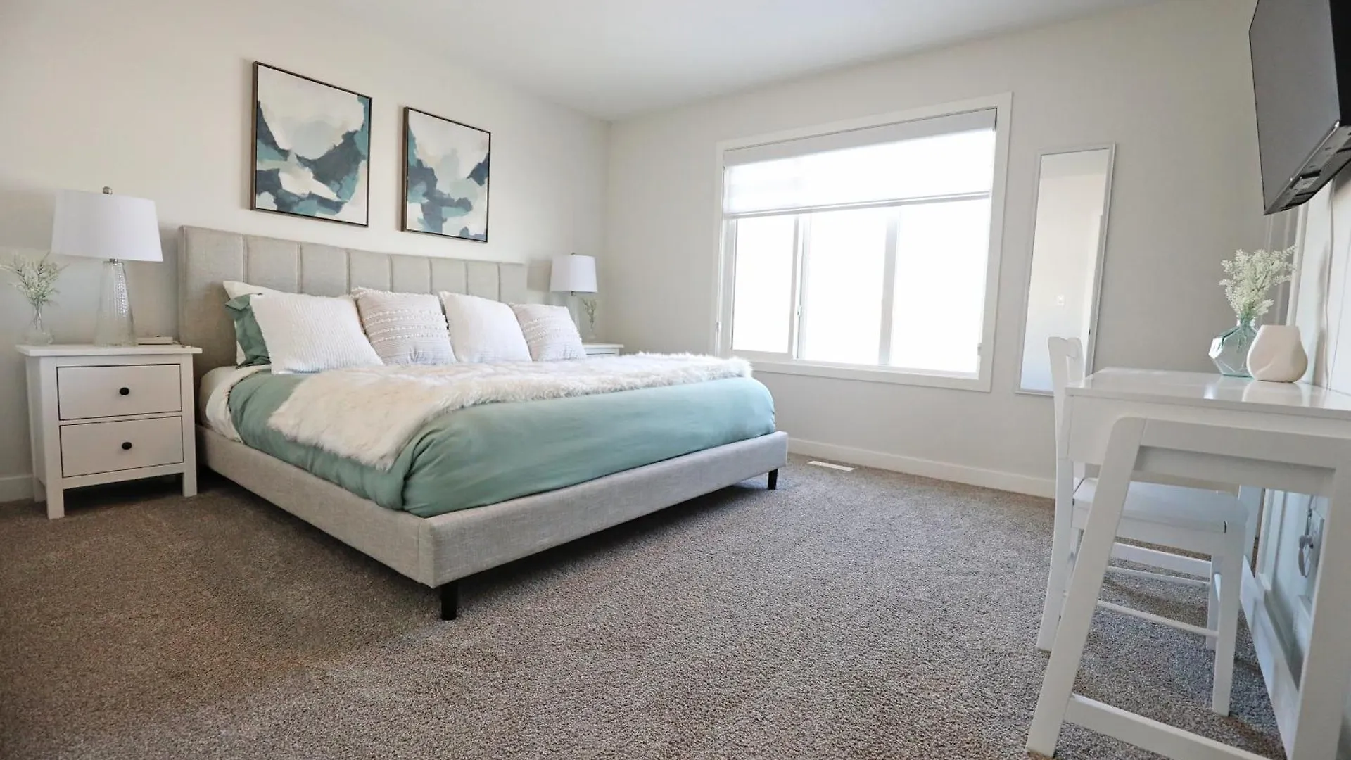 Stylish Home With Ac, 3 King Beds, Garage, Disney エドモントン 0*,